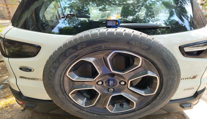 2020 Ford Ecosport TITANIUM 1.5L SPORTS(SUNROOF) DIESEL, Diesel, Manual, 75,630 km, tyre