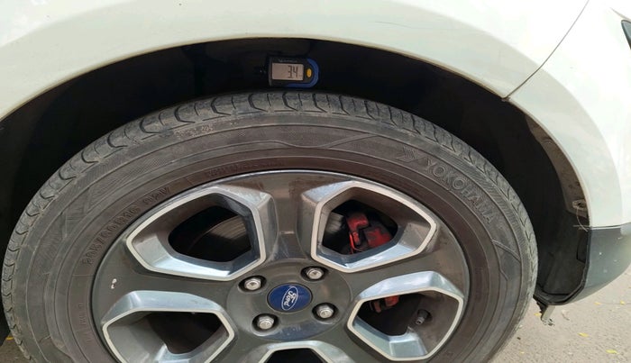 2020 Ford Ecosport TITANIUM 1.5L SPORTS(SUNROOF) DIESEL, Diesel, Manual, 75,630 km, tyre