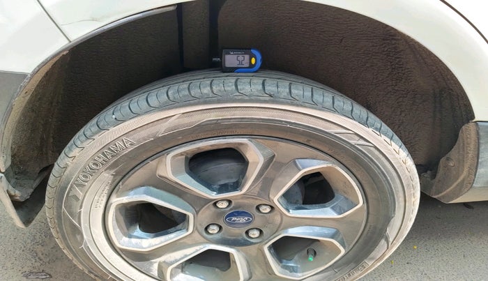 2020 Ford Ecosport TITANIUM 1.5L SPORTS(SUNROOF) DIESEL, Diesel, Manual, 75,630 km, tyre