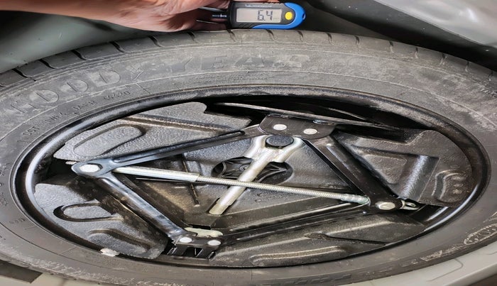 2020 Tata NEXON XZ PLUS (O) PETROL, Petrol, Manual, 15,500 km, tyre