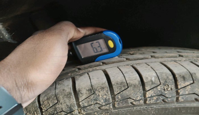 2018 Ford Ecosport TITANIUM 1.5L DIESEL, Diesel, Manual, 1,26,032 km, tyre