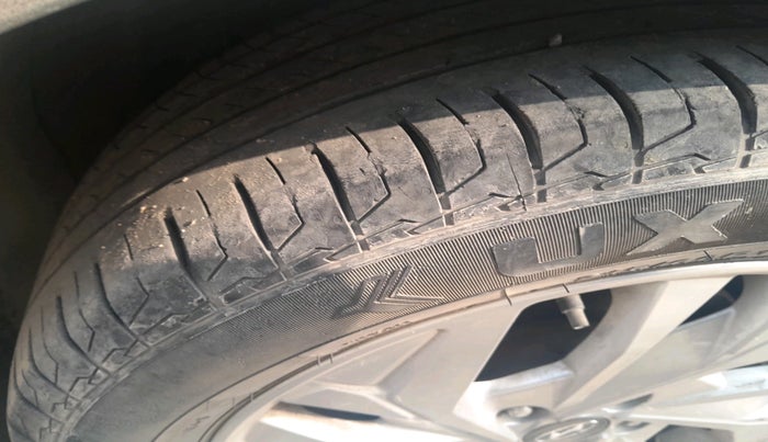 2023 Hyundai Creta SX 1.5 PETROL, Petrol, Manual, 36,454 km, tyre