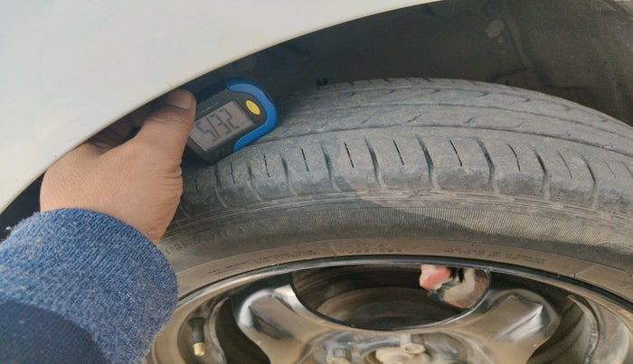 2019 Maruti Celerio VXI CNG, Petrol, Manual, 1,31,990 km, tyre