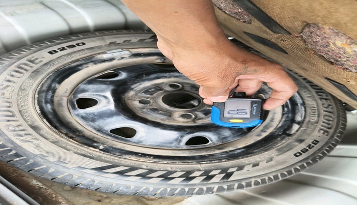 2011 Maruti Alto K10 VXI, Petrol, Manual, 89,521 km, tyre