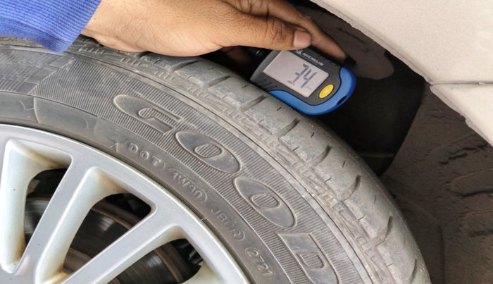 2015 Tata Zest XT PETROL, Petrol, Manual, 57,898 km, tyre