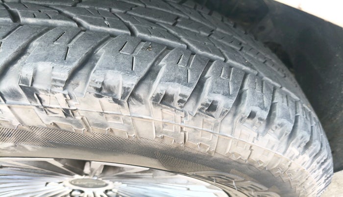 2016 Mahindra Scorpio S10 AT, Diesel, Automatic, 99,437 km, tyre