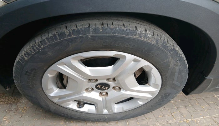 2021 KIA SONET HTK PLUS 1.2, Petrol, Manual, 18,888 km, tyre