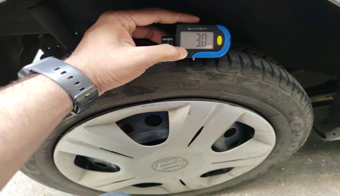 2015 Maruti Wagon R 1.0 VXI, Petrol, Manual, 47,574 km, tyre