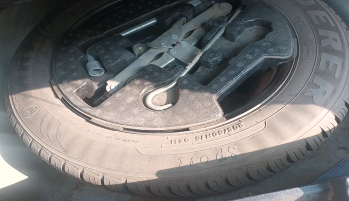 2019 Maruti Vitara Brezza VDI AMT, Diesel, Automatic, 89,235 km, tyre