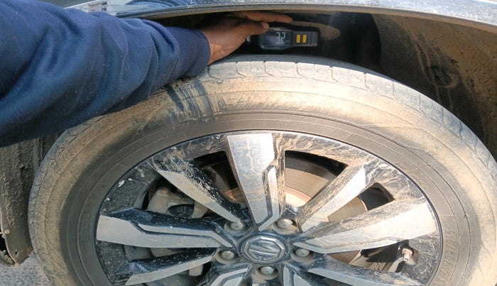 2020 MG HECTOR SHARP 2.0 DIESEL, Diesel, Manual, 1,07,500 km, tyre