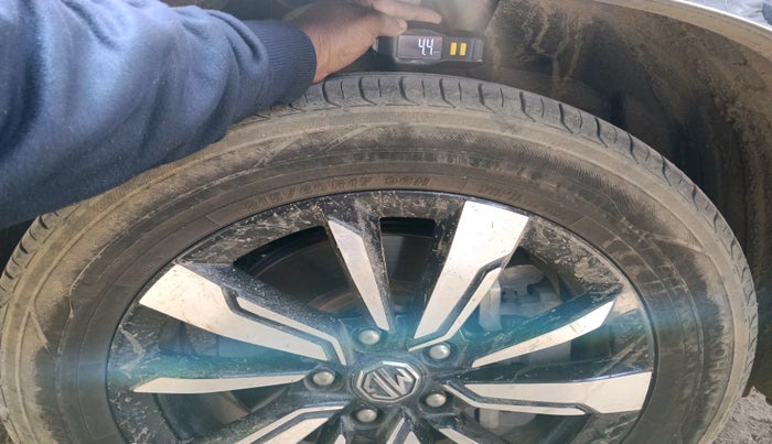 2020 MG HECTOR SHARP 2.0 DIESEL, Diesel, Manual, 1,07,500 km, tyre