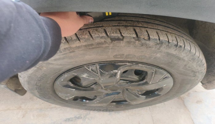 2023 Tata PUNCH PURE MT, Petrol, Manual, 25,255 km, tyre