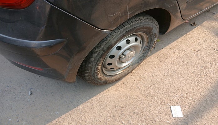 2011 Hyundai i10 ERA 1.1, Petrol, Manual, 72,020 km, tyre