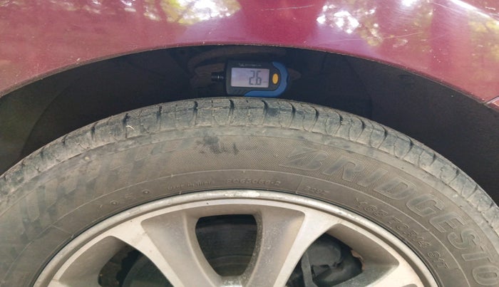 2016 Hyundai Grand i10 ASTA (O) 1.2 KAPPA VTVT, Petrol, Manual, 1,35,422 km, tyre