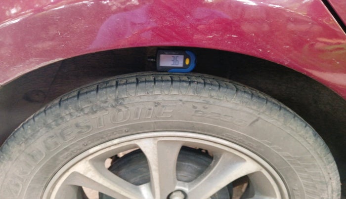 2016 Hyundai Grand i10 ASTA (O) 1.2 KAPPA VTVT, Petrol, Manual, 1,35,422 km, tyre