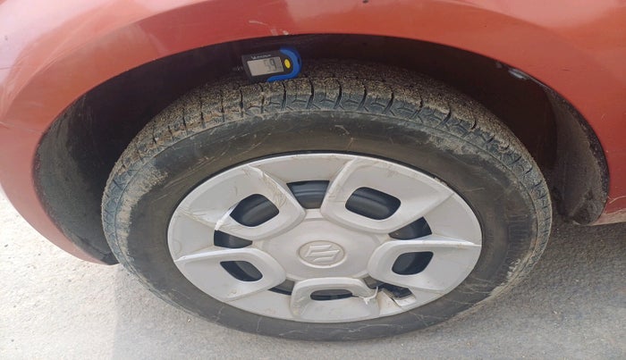 2017 Maruti IGNIS DELTA 1.2, Petrol, Manual, 1,60,986 km, tyre