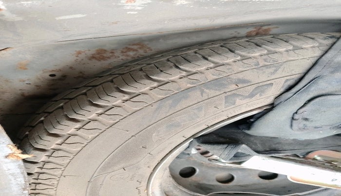 2015 Hyundai i10 MAGNA 1.1, Petrol, Manual, 64,410 km, tyre