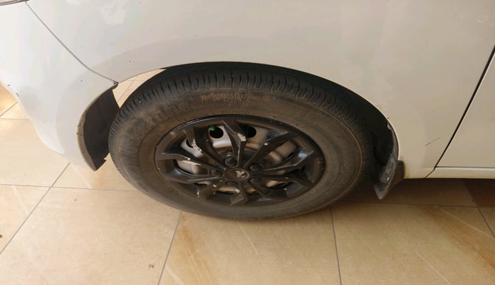 2013 Hyundai i10 ERA 1.1, Petrol, Manual, 57,796 km, tyre