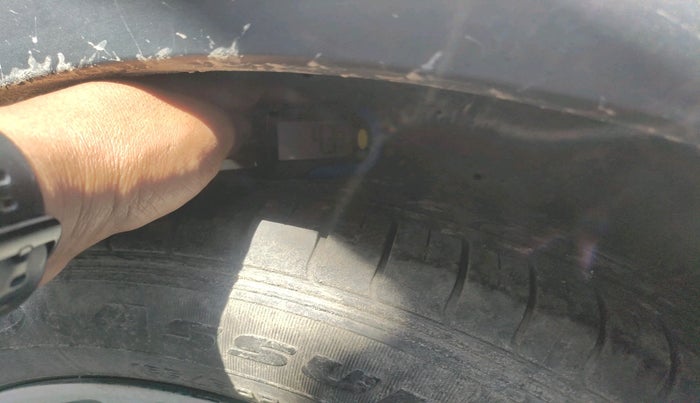 2018 Honda BR-V 1.5L I-VTEC V, Petrol, Manual, 21,976 km, tyre