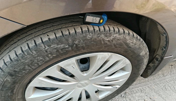 2012 Maruti Ertiga VXI, Petrol, Manual, 1,74,378 km, tyre