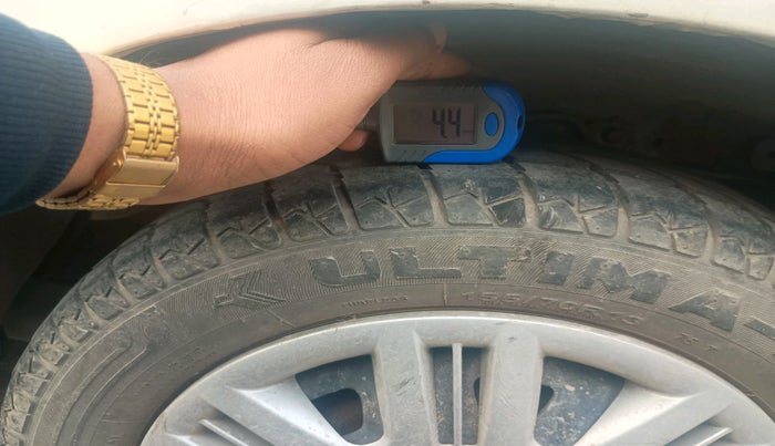 2013 Hyundai Santro Xing GLS, Petrol, Manual, 1,02,249 km, tyre