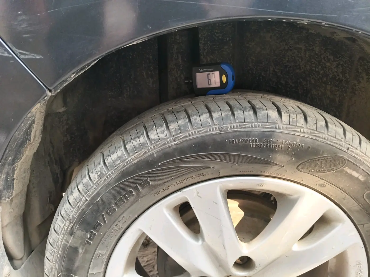 2016 Maruti Ertiga VXI, Petrol, Manual, 53,217 km, tyre