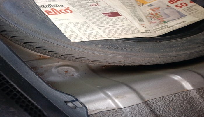 2012 Hyundai i20 ASTA 1.2, Petrol, Manual, 75,121 km, tyre