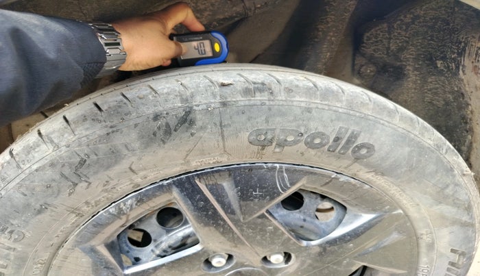 2024 Hyundai VENUE S 1.2, Petrol, Manual, 10 km, tyre