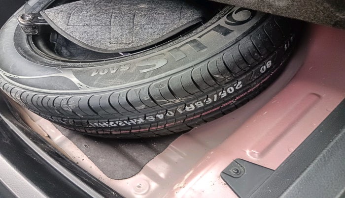 2021 KIA SELTOS HTK 1.5 PETROL, Petrol, Manual, 47,157 km, tyre