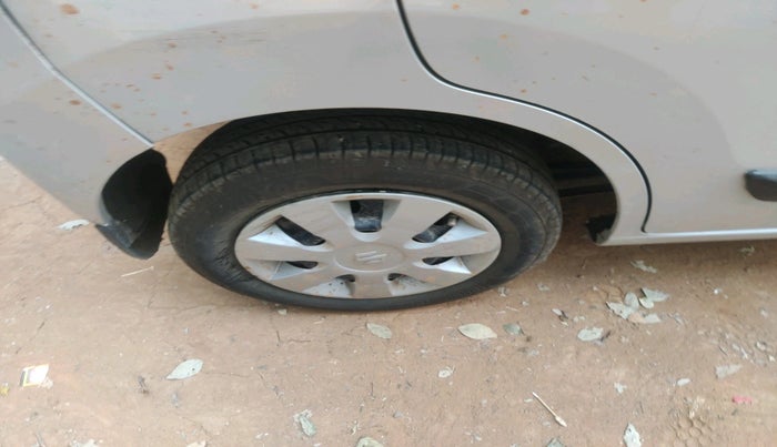 2016 Maruti Wagon R 1.0 VXI AMT, Petrol, Automatic, 69,332 km, tyre