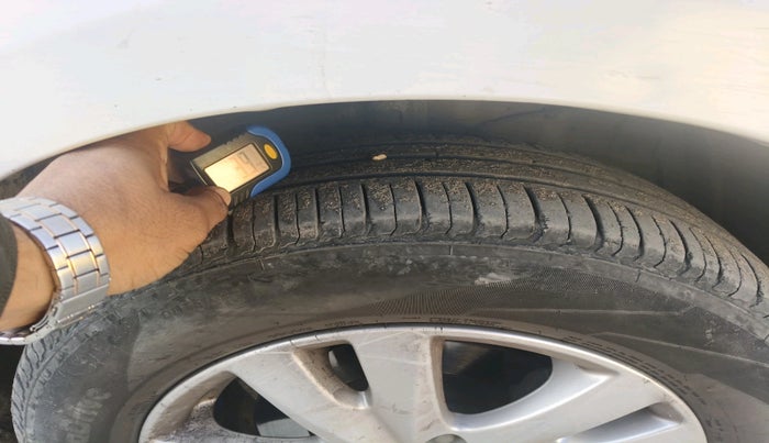 2016 Maruti Ertiga ZXI+, Petrol, Manual, 58,464 km, tyre