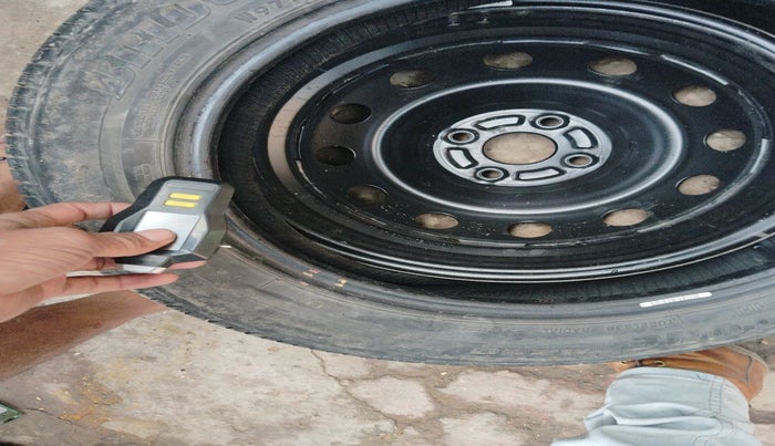 2020 Maruti IGNIS ALPHA 1.2, Petrol, Manual, 62,630 km, tyre