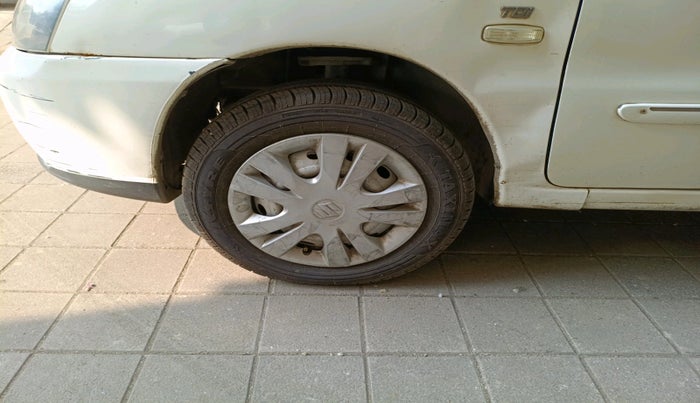 2013 Tata Indigo ECS LX CR4, Diesel, Manual, 2,43,092 km, tyre