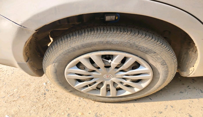 2017 Maruti Swift Dzire VDI, Diesel, Manual, 73,393 km, tyre