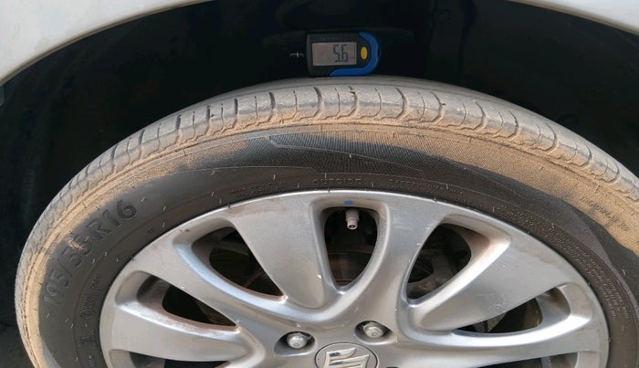 2016 Maruti Baleno ZETA DIESEL 1.3, Diesel, Manual, 1,60,823 km, tyre