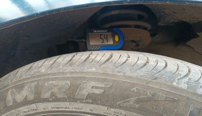 2020 Hyundai GRAND I10 NIOS SPORTZ 1.2 KAPPA VTVT CNG, Petrol, Manual, 53,984 km, tyre