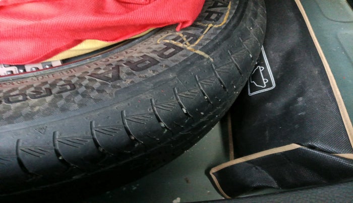 2022 Maruti Grand Vitara DELTA SMART HYBRID, Petrol, Manual, 27,010 km, tyre