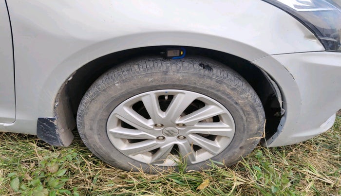 2016 Maruti Swift Dzire ZXI, Petrol, Manual, 58,915 km, tyre