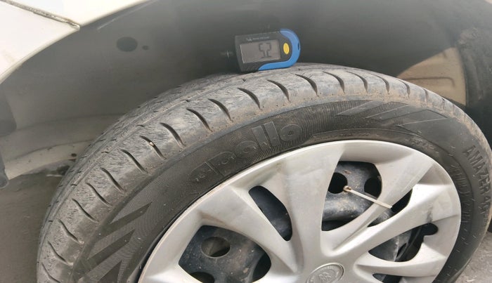 2017 Maruti Wagon R 1.0 VXI, Petrol, Manual, 36,892 km, tyre