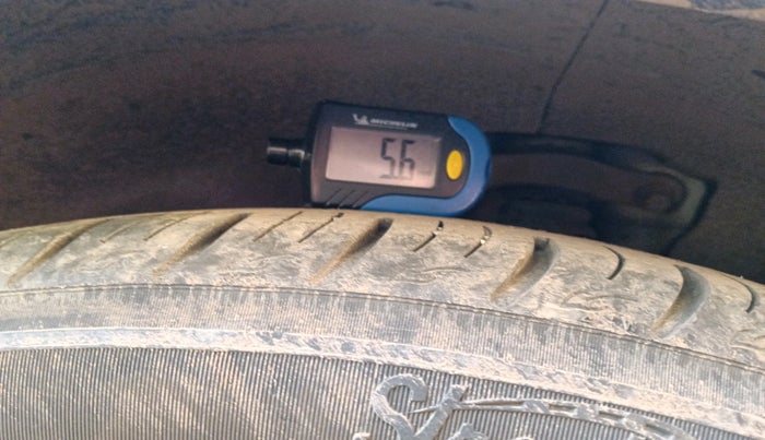 2018 Hyundai Creta SX (O) 1.6 DIESEL, Diesel, Manual, 1,06,820 km, tyre