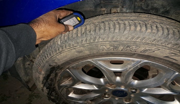 2013 Ford Ecosport TITANIUM 1.0L ECOBOOST, Petrol, Manual, 87,871 km, tyre