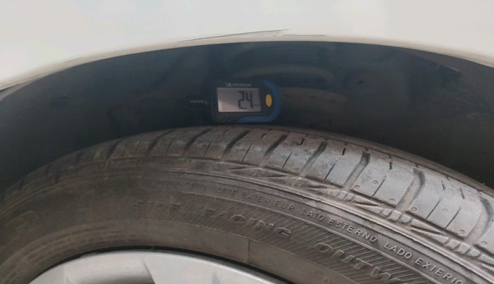 2014 Hyundai Grand i10 SPORTZ 1.2 KAPPA VTVT, Petrol, Manual, 76,947 km, tyre