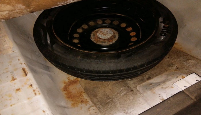 2016 Honda City 1.5L I-VTEC SV CVT, Petrol, Automatic, 86,889 km, tyre