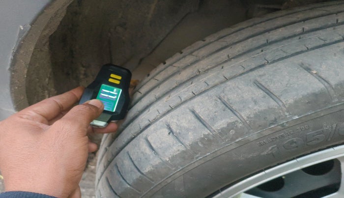 2022 Tata NEXON XM DIESEL, Diesel, Manual, 1,05,852 km, tyre