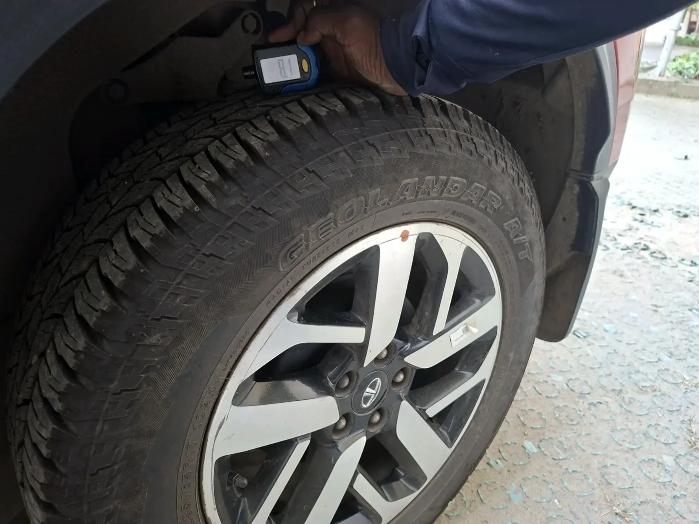 2022 Tata Harrier XZA PLUS 2.0L, Diesel, Automatic, 31,055 km, tyre
