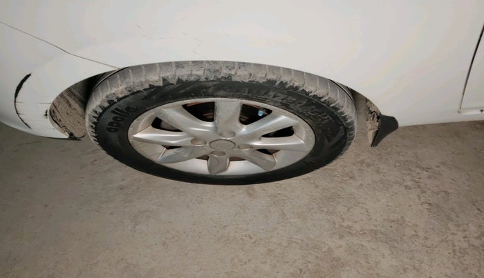 2015 Tata Zest XT PETROL, Petrol, Manual, 68,743 km, tyre