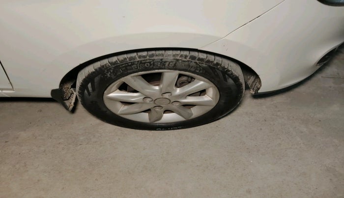 2015 Tata Zest XT PETROL, Petrol, Manual, 68,743 km, tyre