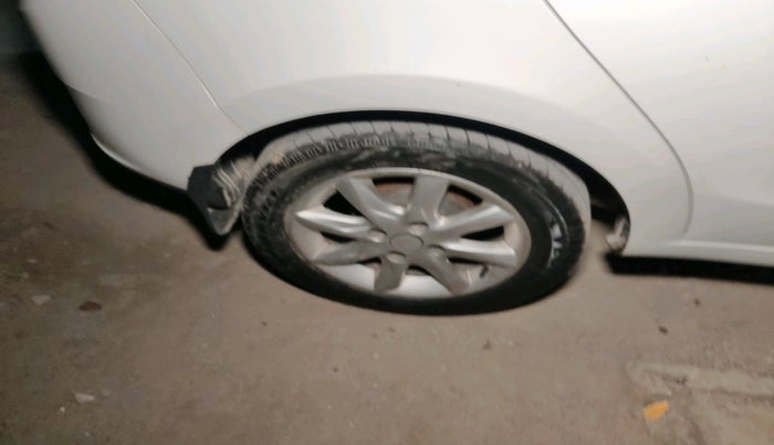 2015 Tata Zest XT PETROL, Petrol, Manual, 68,743 km, tyre