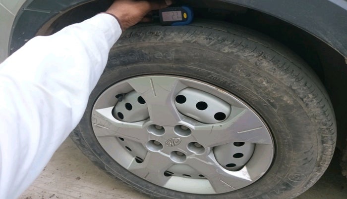 2022 Mahindra XUV300 W4 1.2 PETROL, Petrol, Manual, 47,550 km, tyre