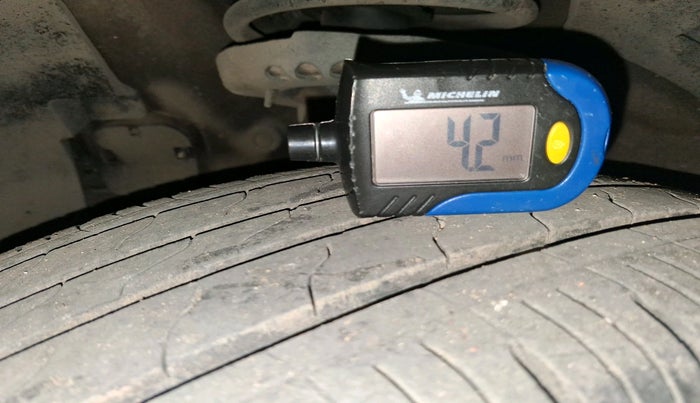 2020 Hyundai VENUE SX 1.0 TURBO IMT, Petrol, Manual, 29,252 km, tyre